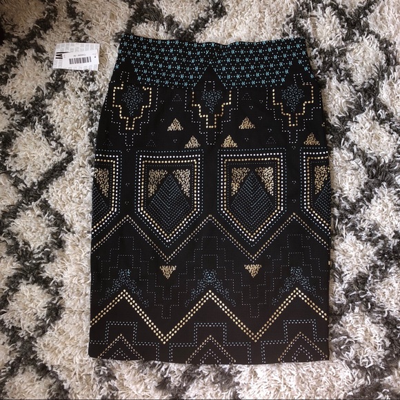 LuLaRoe Dresses & Skirts - Lularoe Patterned Skirt